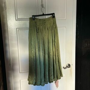 Size Large Flower & Mirror skirt Lace made